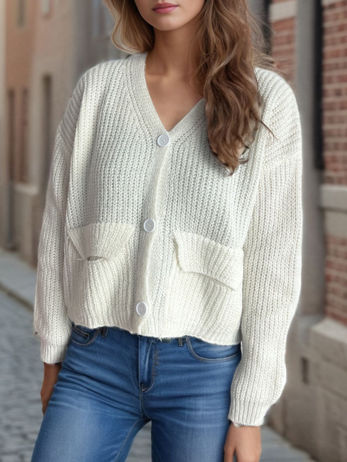 Varm klassisk knappkofta med framfickor för kvinnor