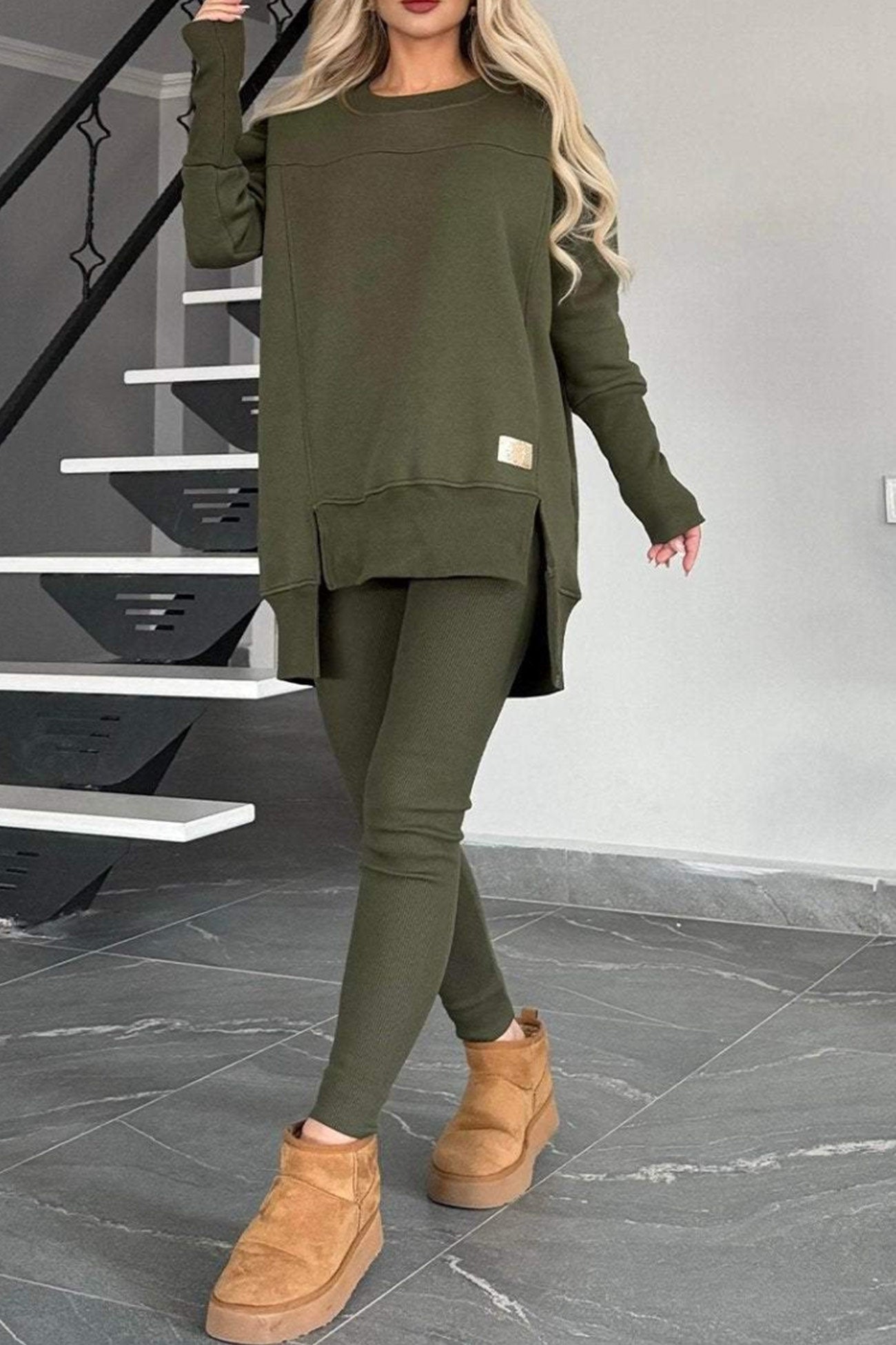 Löst sittande tröja och byxor vinterset för kvinnor