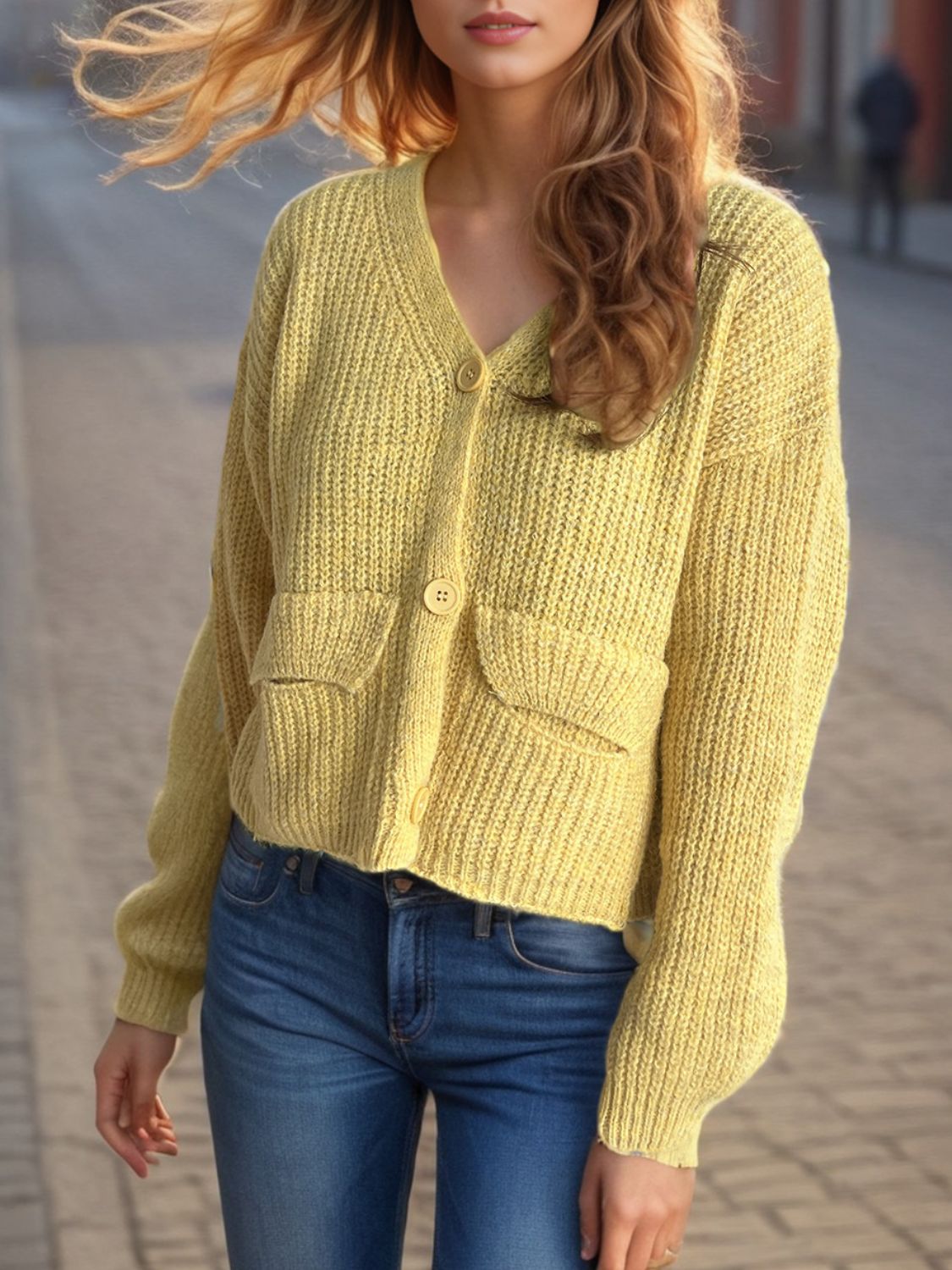 Varm klassisk knappkofta med framfickor för kvinnor